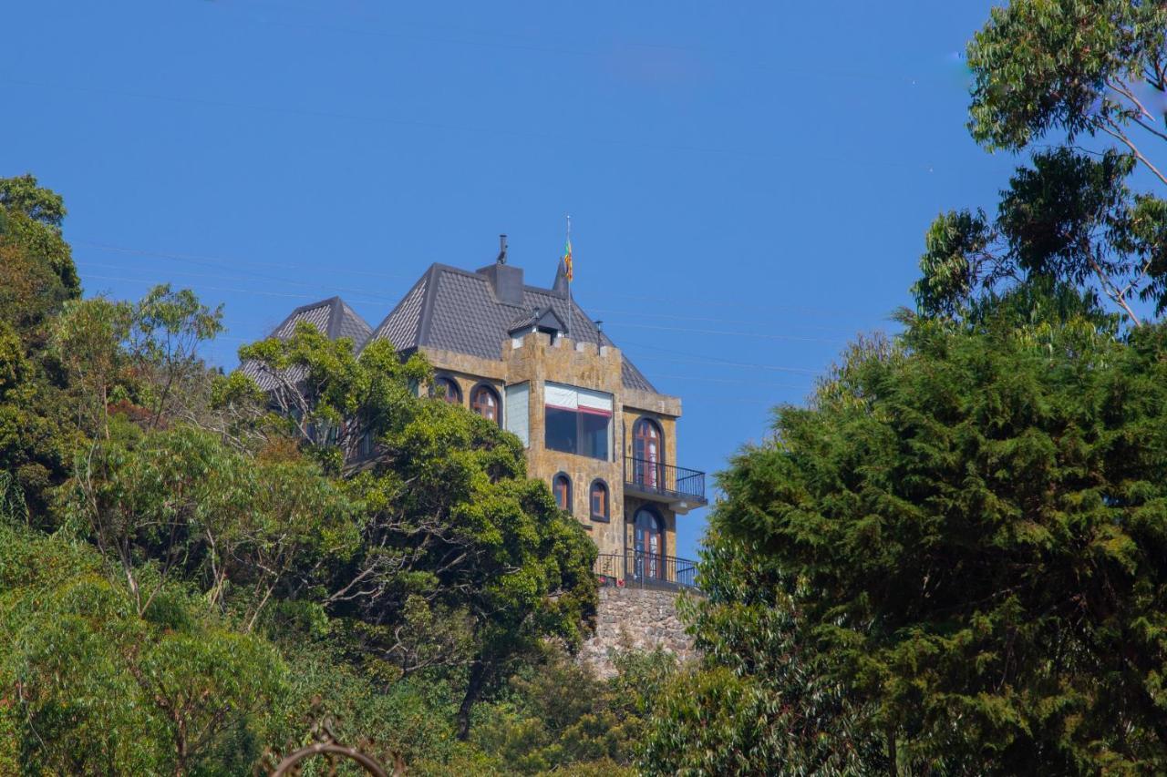 เดอะ วินด์ คาสเซิล Hotel นูวาราเอลิยา ภายนอก รูปภาพ