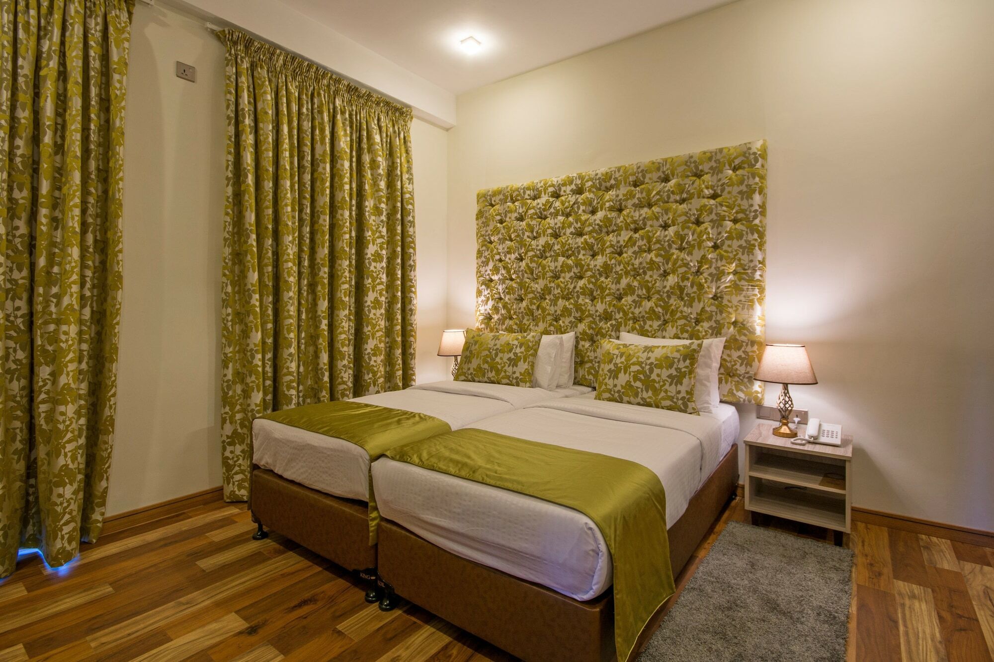เดอะ วินด์ คาสเซิล Hotel นูวาราเอลิยา ภายนอก รูปภาพ